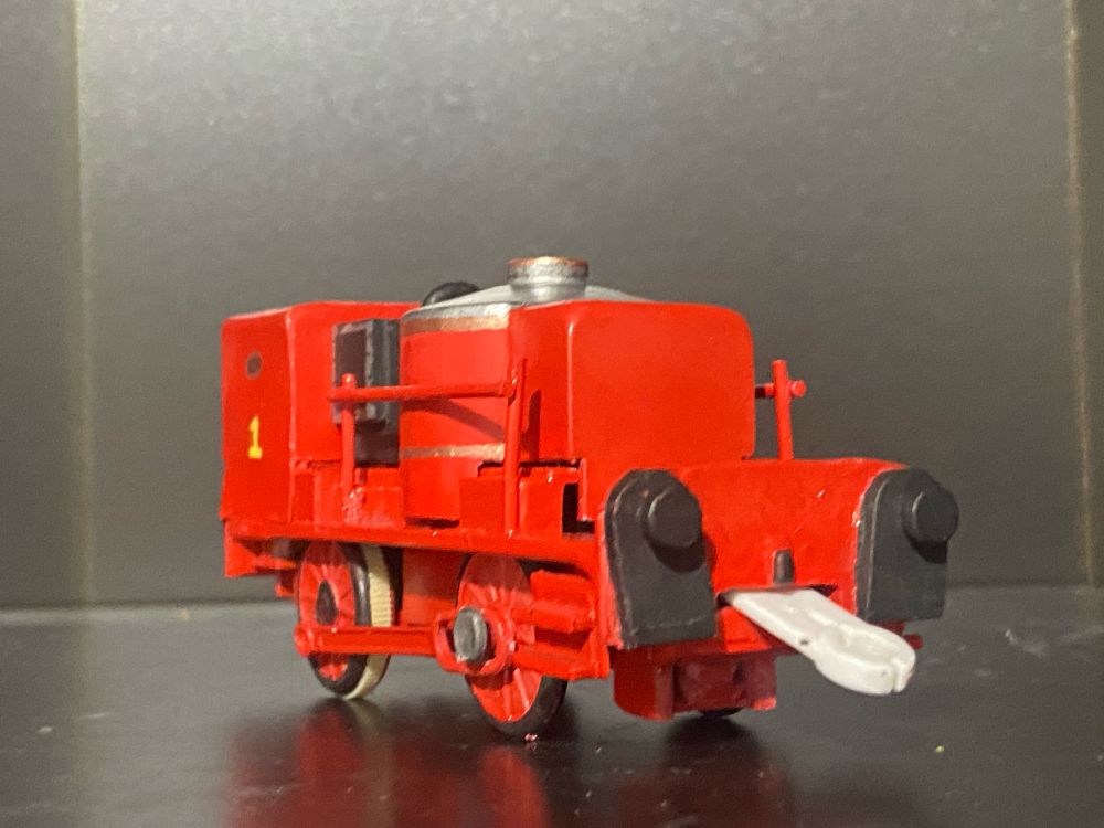 3/4 rear shot of my Custom Plarail Glynn’s left hand side