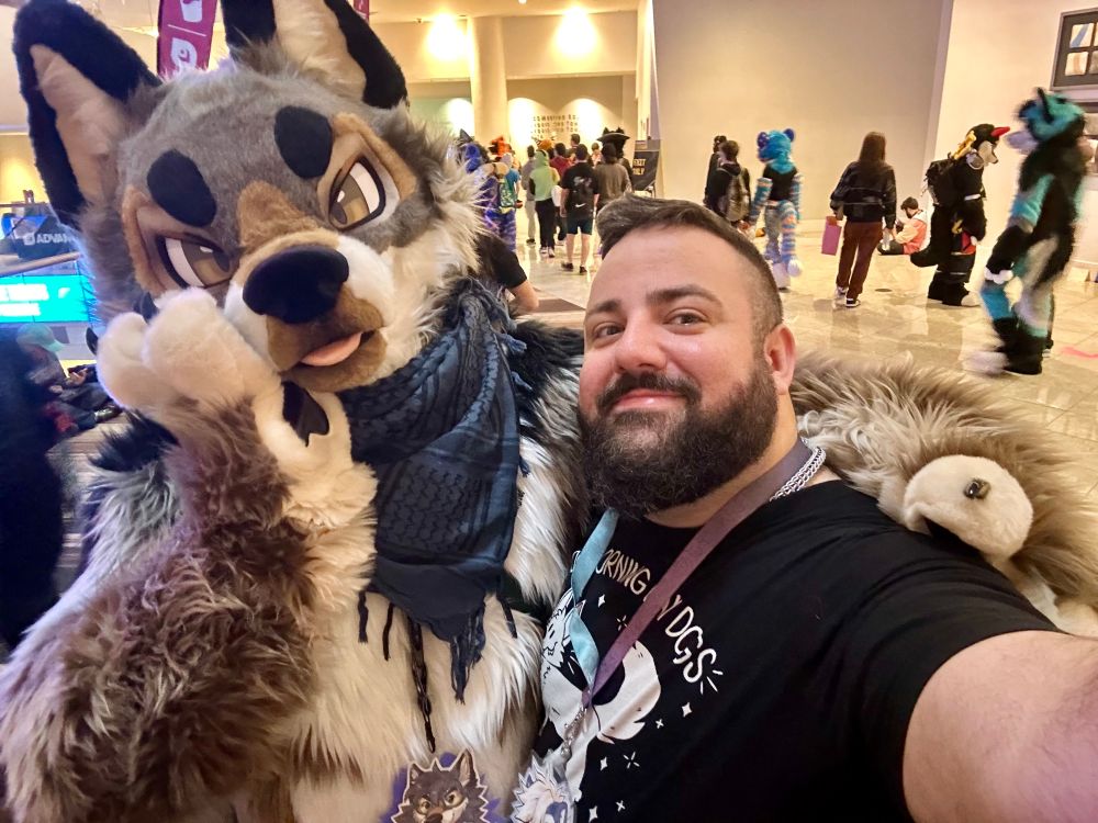 Fursuit 
Furry
FWA