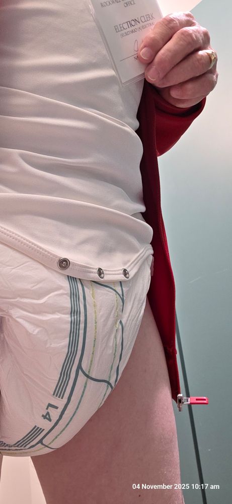 Am I blue, over you, Ain't these lines on my daip tellin you!🎼🎵🎶