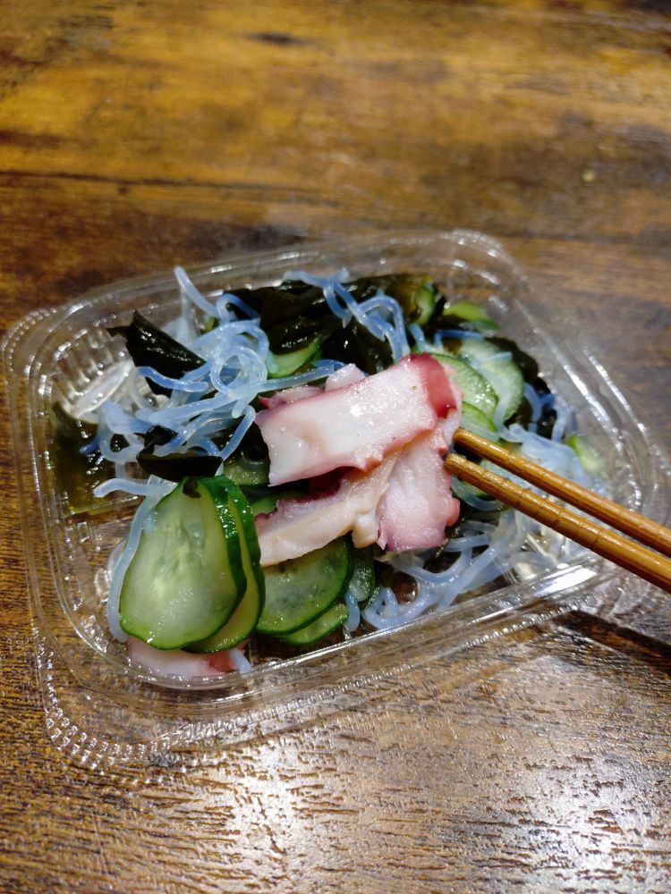 たこときゅうりとわかめの酢の物