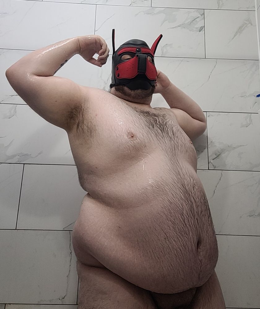 Showing off my wet pits