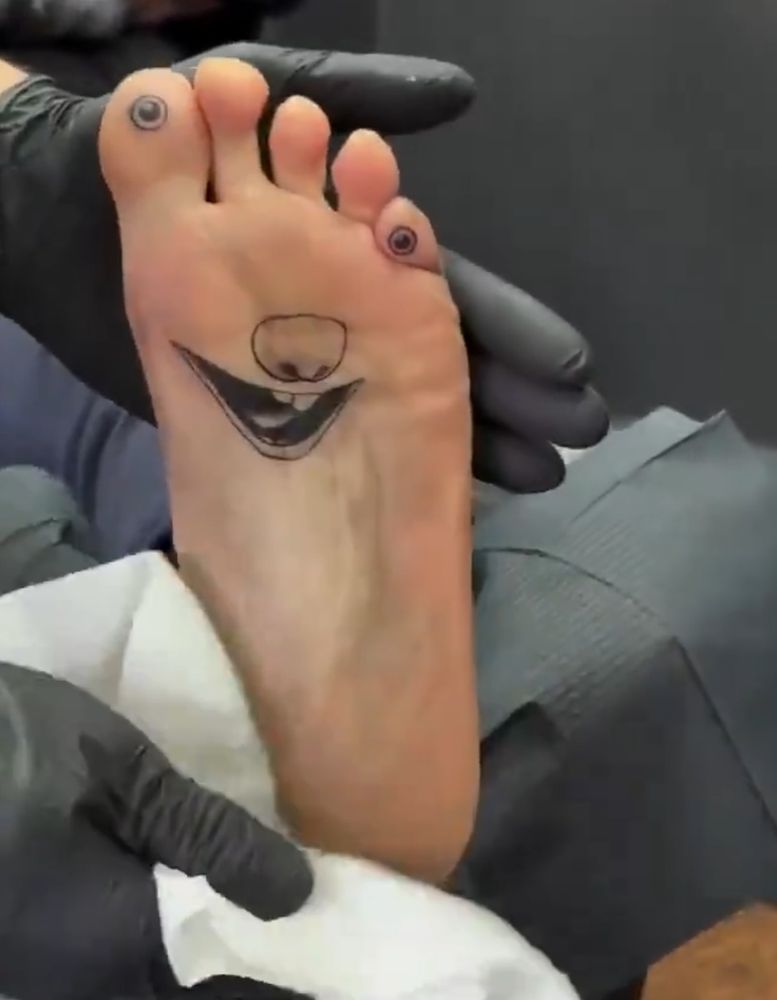 "Meet my new tattoo, Max van Stepping"

- u/Jo_9999