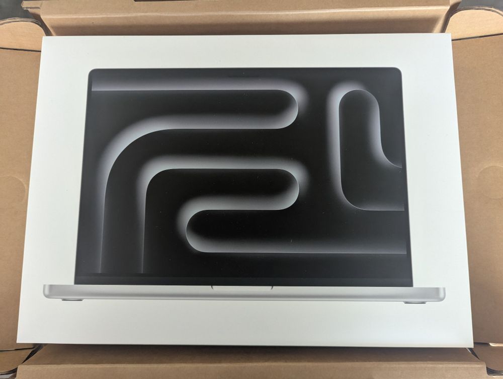 MacBook pro m4 16-inch