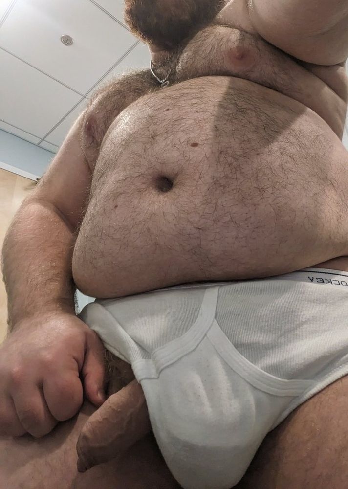 NSFW NUDES
big fat gay hairy dude midsection shirtless with white undies. uncut veiny cock popped out.
big hairy belly and plump fuzzy chest