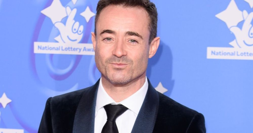 Joe McFadden comes out by announcing his engagement to his “soulmate” Robert Smales - Queerty