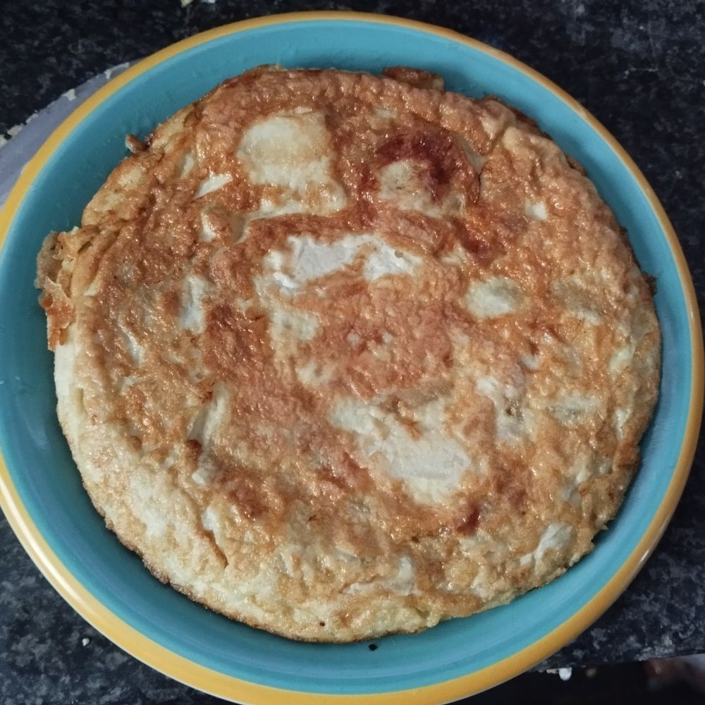 Home made Spanish tortilla that I had for lunch today instead of processed food. 
