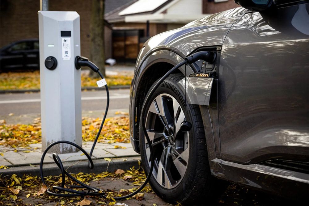 Eigenaren van elektrische auto's gaan vanaf 2026 toch veel meer belasting betalen