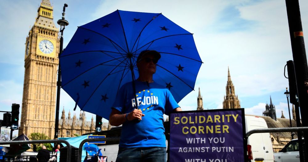 The Mirror's Kevin Maguire argues the only way for Britain to return to its former prosperity is with a plan to return to the EU after Brexit proved to be a giant con that only leaves us poorer and we...