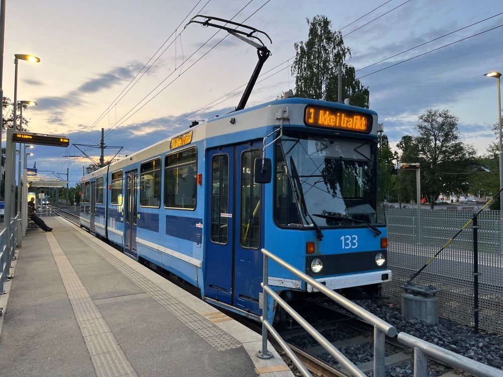 An older Oslo tram