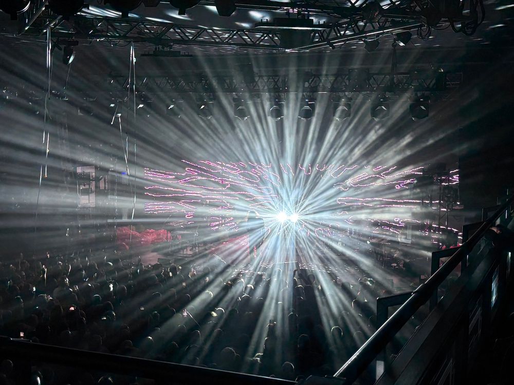 Massive glitterball 