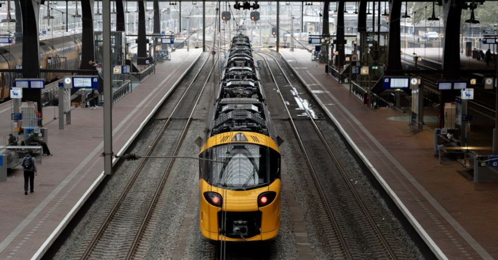 Op het Duitse en Poolse spoor staan de gloednieuwe IC’s van NS op reparatie te wachten