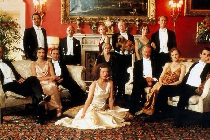 Full cast of Gosford Park (2001).