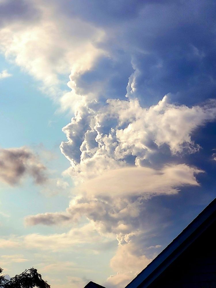 Osti que j'aime les nuages