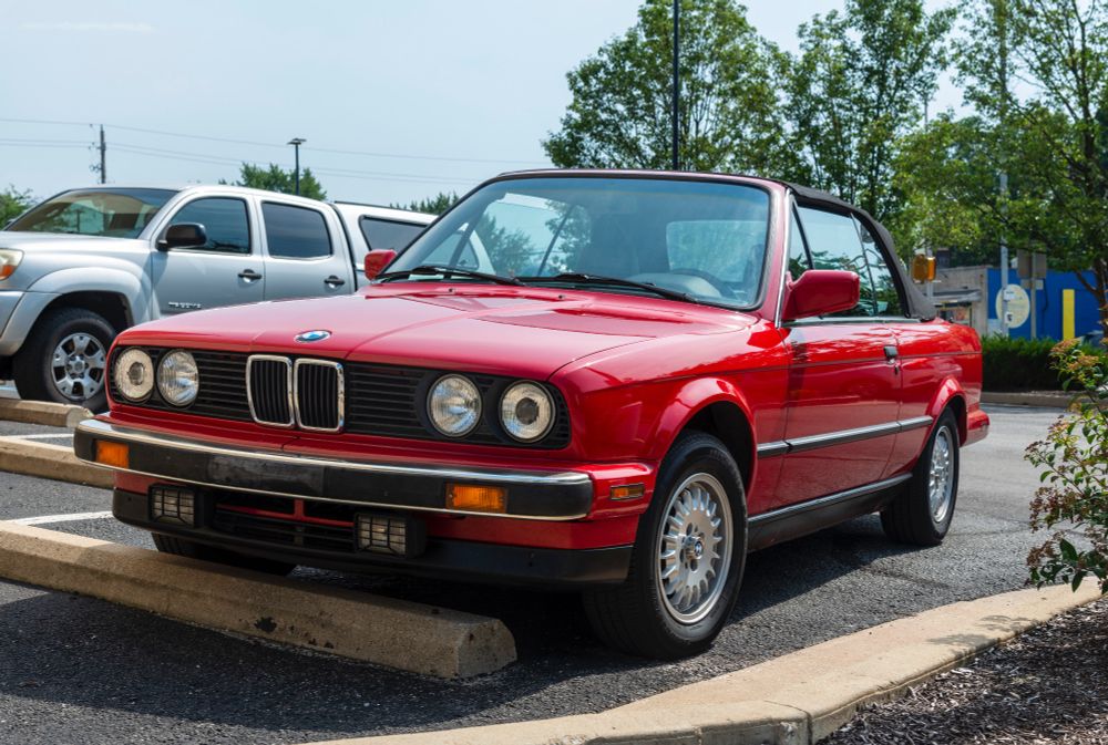 A red BMW 325i convertible