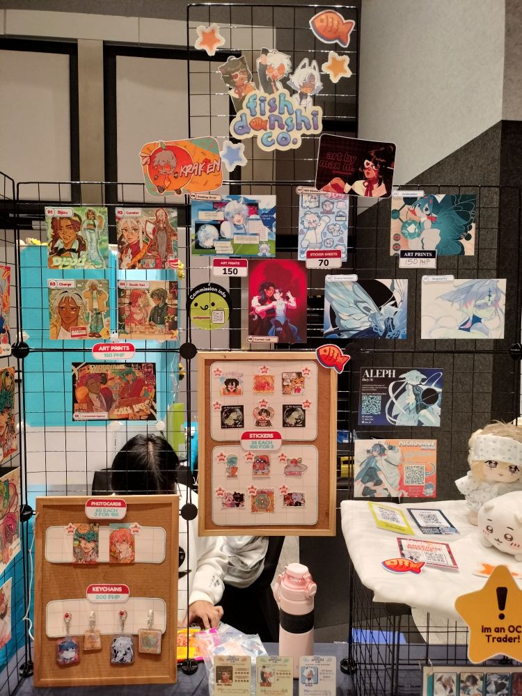 Booth at Patrons of the Arts: Originals, for the group Fishdanshi Co.