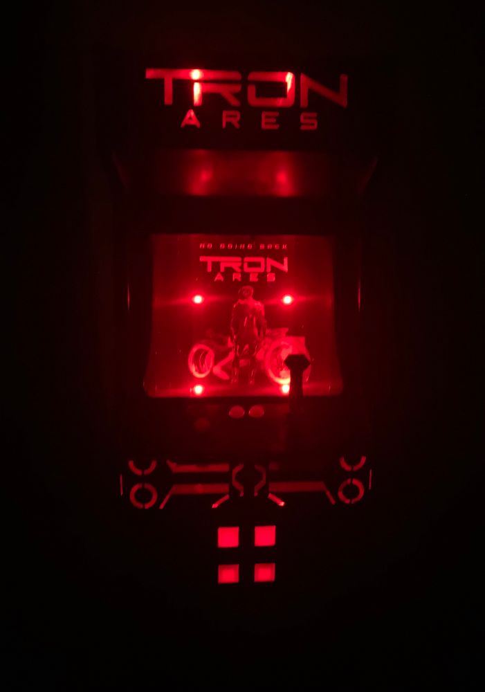 Arcade bucket lit up.