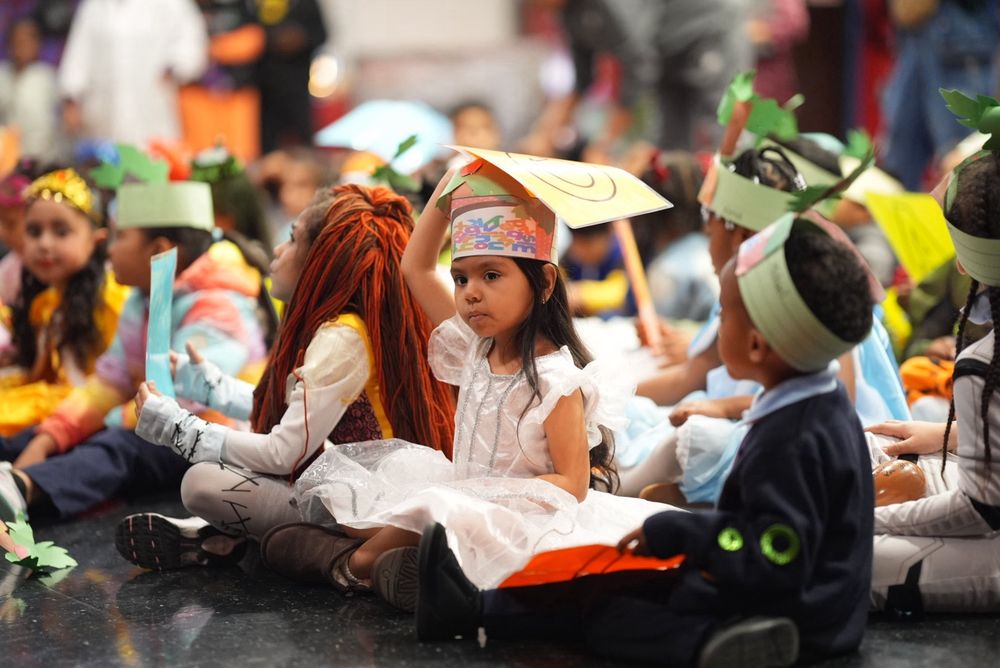 Chancellor Aviles-Ramos visits P.S. 345K for a Halloween celebration with students in costume.