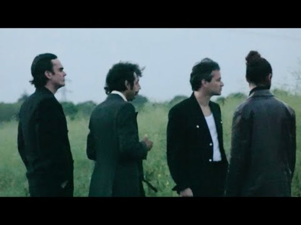 Feu! Chatterton - Mille vagues (vidéo officielle)