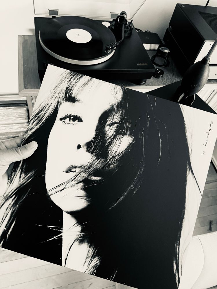 Charlotte Gainsbourg - IRM (2009)