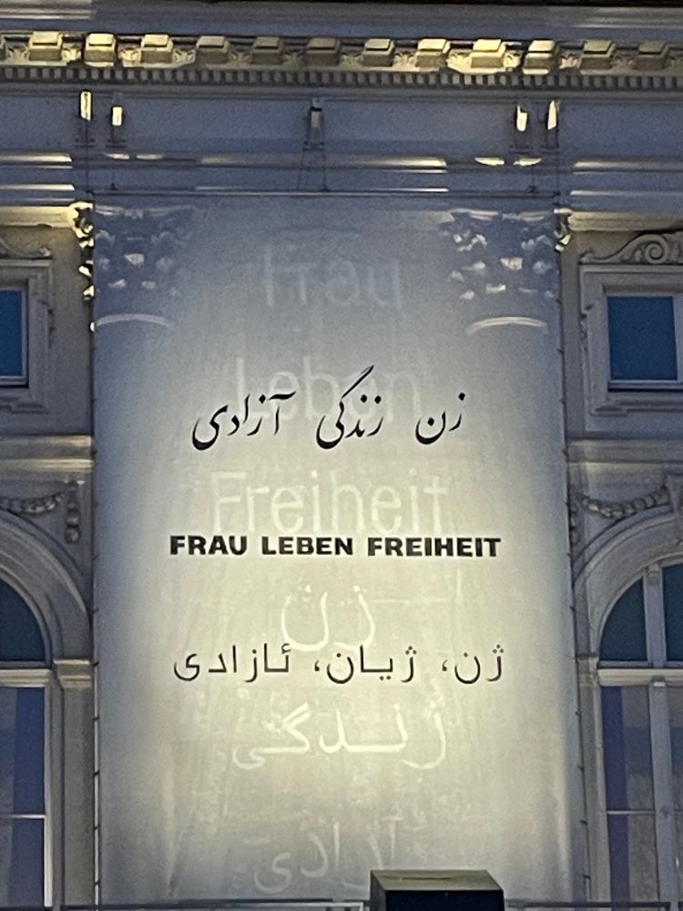 „FRAU LEBEN FREIHEIT“ 