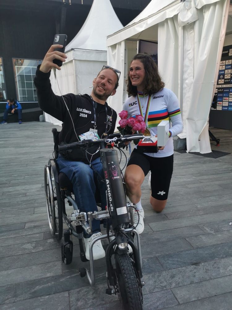 töbeli with world champ franziska matile döring taking a selfie