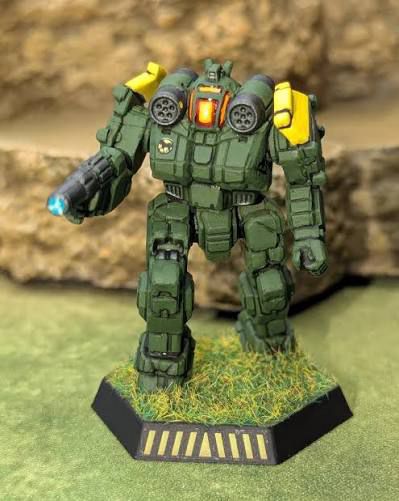 A model of a BattleMech from the BattleTech franchise, showcasing a Royal Griffin GRF-2N painted in Eridani Light Horse colours; primarily green with yellow accents.