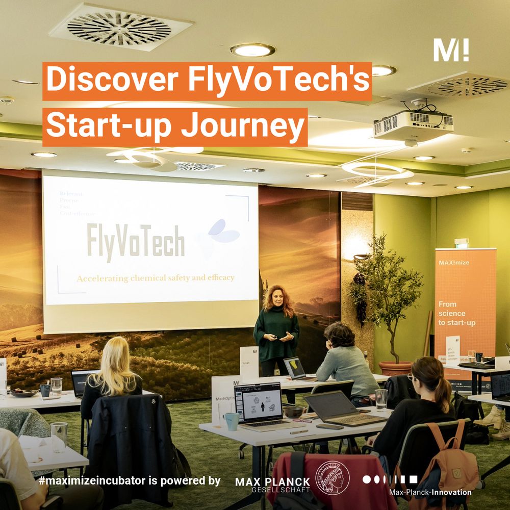Max Planck start-up FlyVoTech pitching in front of other future entrepreneurs