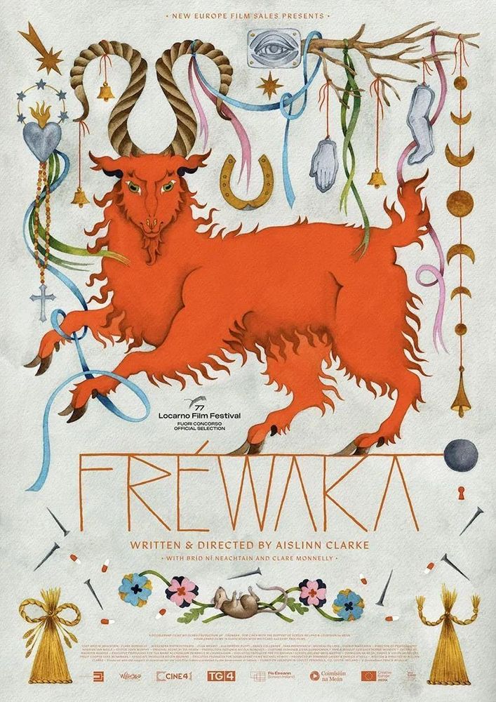 Cartel de la película Frewaka, en él sale la ilustración de una cabra roja y varios motivos como una herradura, un corazón con llamas y varios exvotos de manos y piernas.