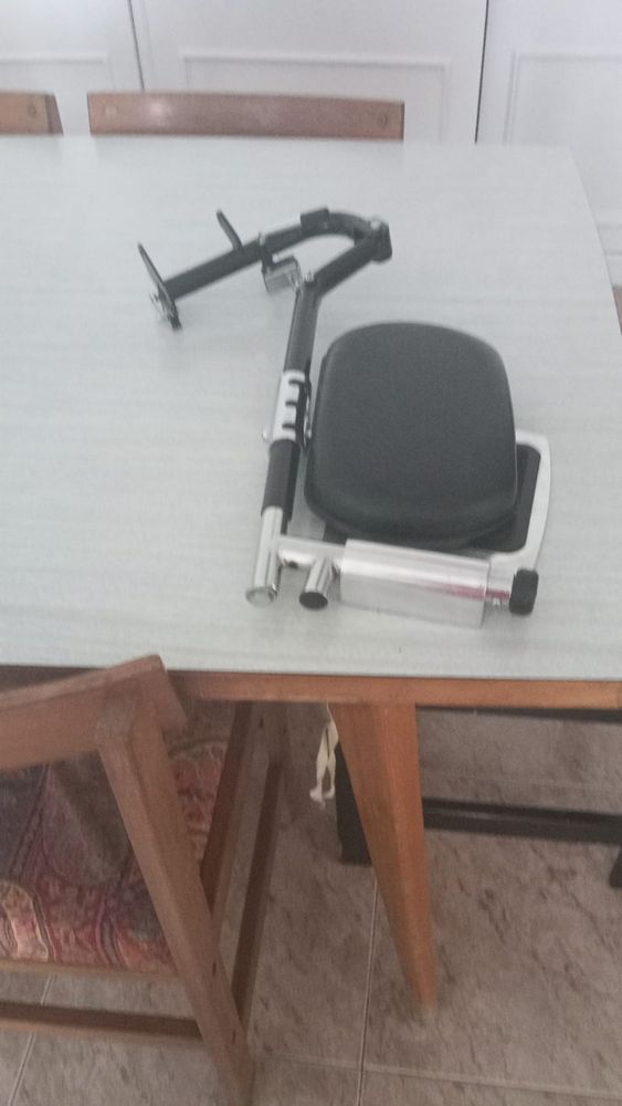 Elevador para silla ruedas de la pierna derecha 