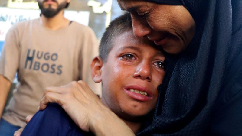 Dozens of Palestinians have been killed and over 300 homes demolished in the Zeitoun neighbourhood in just three days