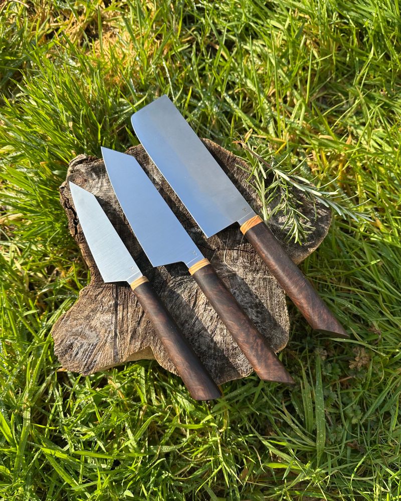 Set de couteaux de cuisine fabriqués main, 3 tailles différentes,, mqnches assortis