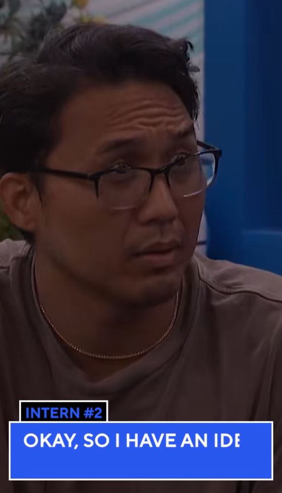 bb26 kimo speaking to t’kor who is not in view but sitting next to him in the downstairs bathroom 

CAPTION: intern #2 // okay, so i have an ide 