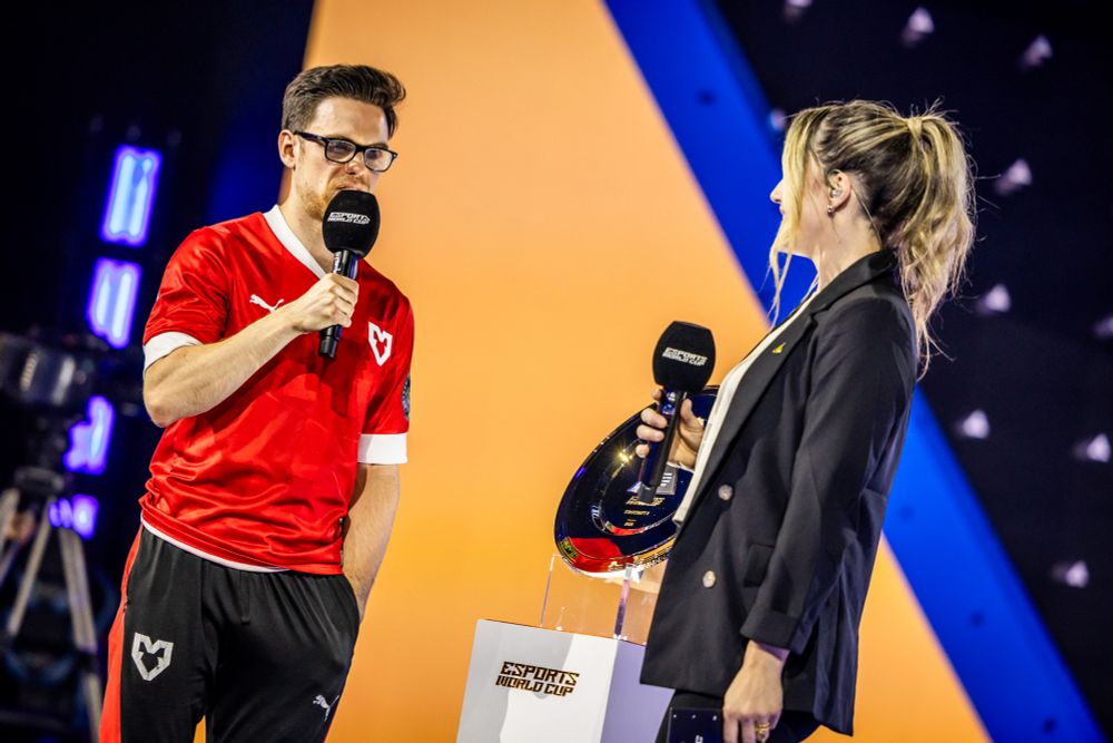 HeroMarine interview on stage