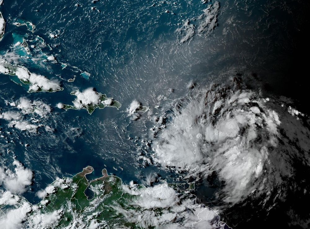 US Virgin Islands and Puerto Rico prepare for impact of Tropical Storm Ernesto - Pasquines