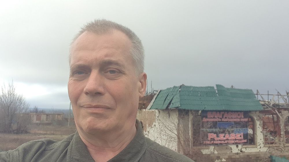 Please! Help rebuild this village! Lige syd for Izium i Donetskregionen. 
