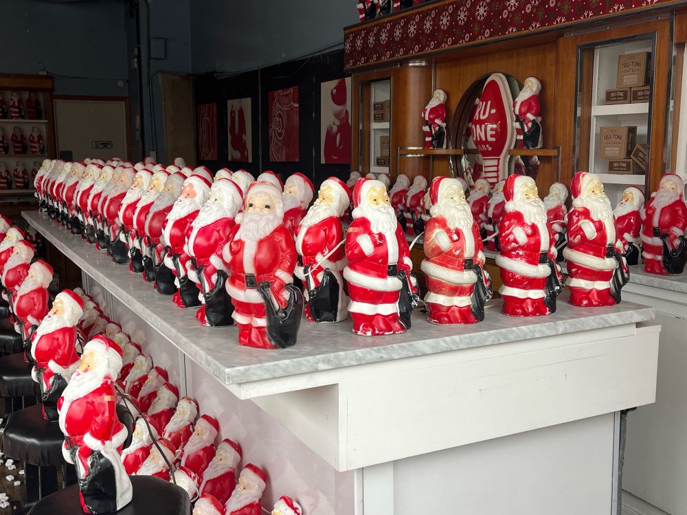 Another angle of the Santa Clones, close up of the countertop