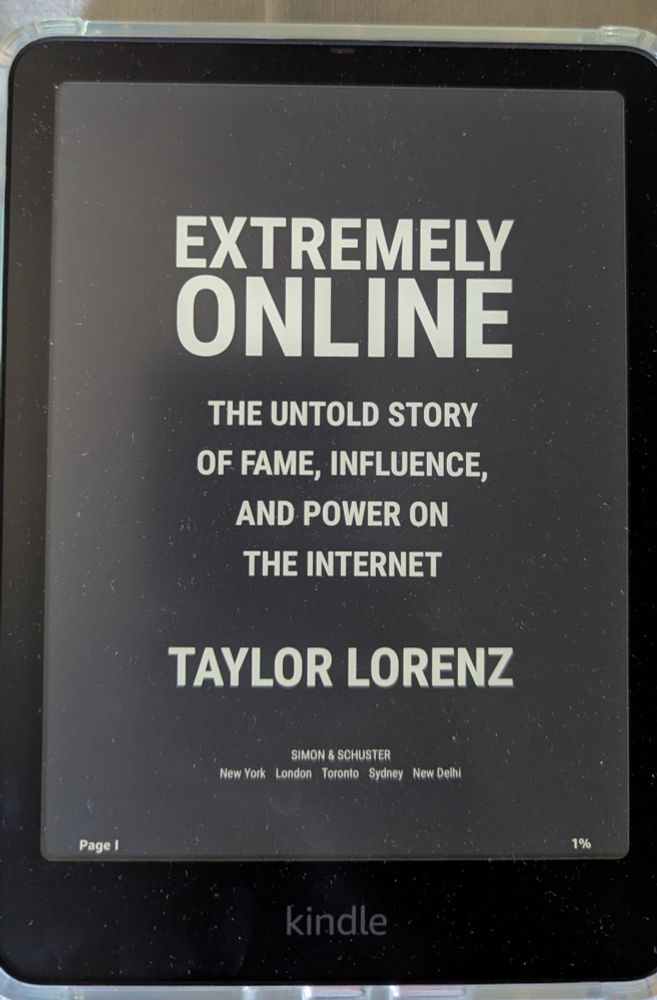 Taylor Lorenz' book Extremely Online Kindle Edition