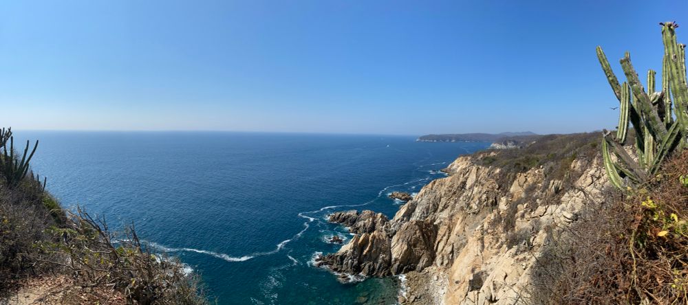Facing due west looking over the cliffs down to the Pacific Ocean. Clear blue skies as far as the eye can see!