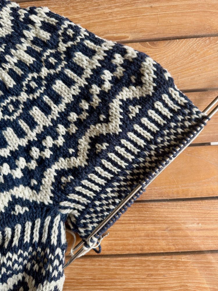 Colour Work Sweater Sleeve