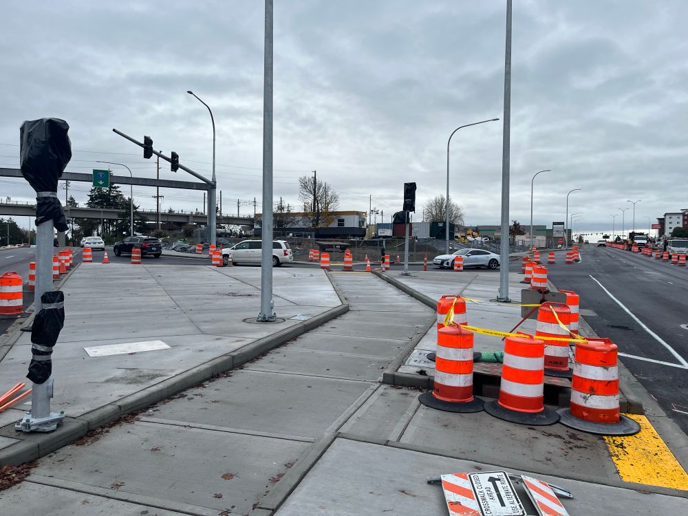 Large refuge island near Kent Des Moines station. 
