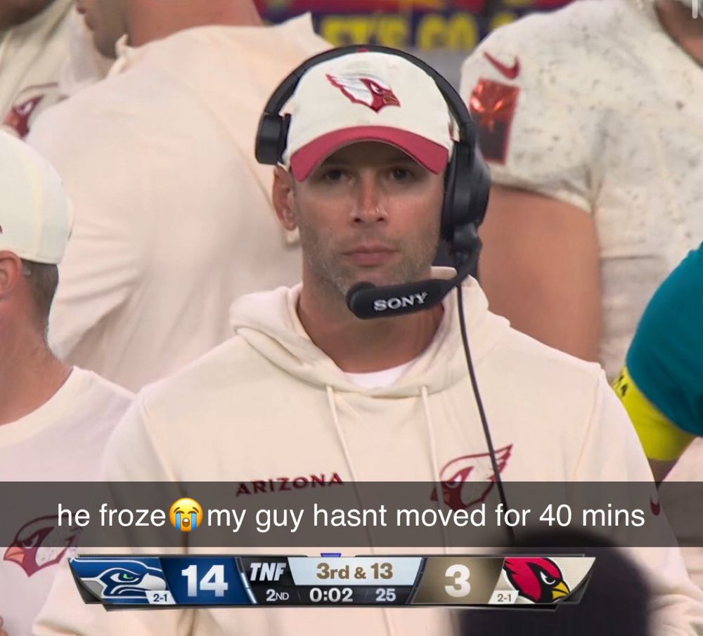 jonathan gannon with the "he froze my guy hasn't moved for 40 mins" caption over him