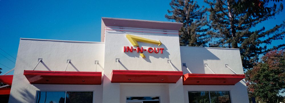 In-n-out exterior 