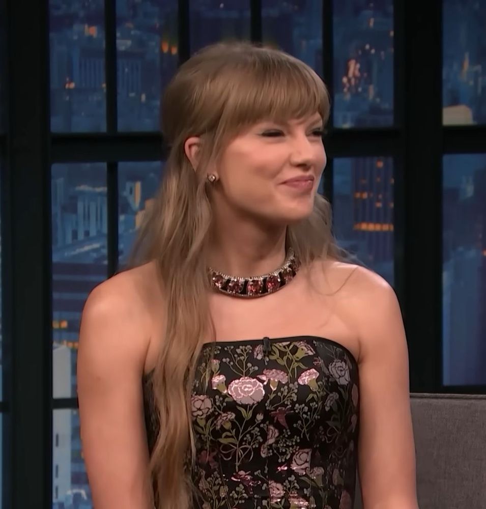 taylor swift on late night with seth meyers