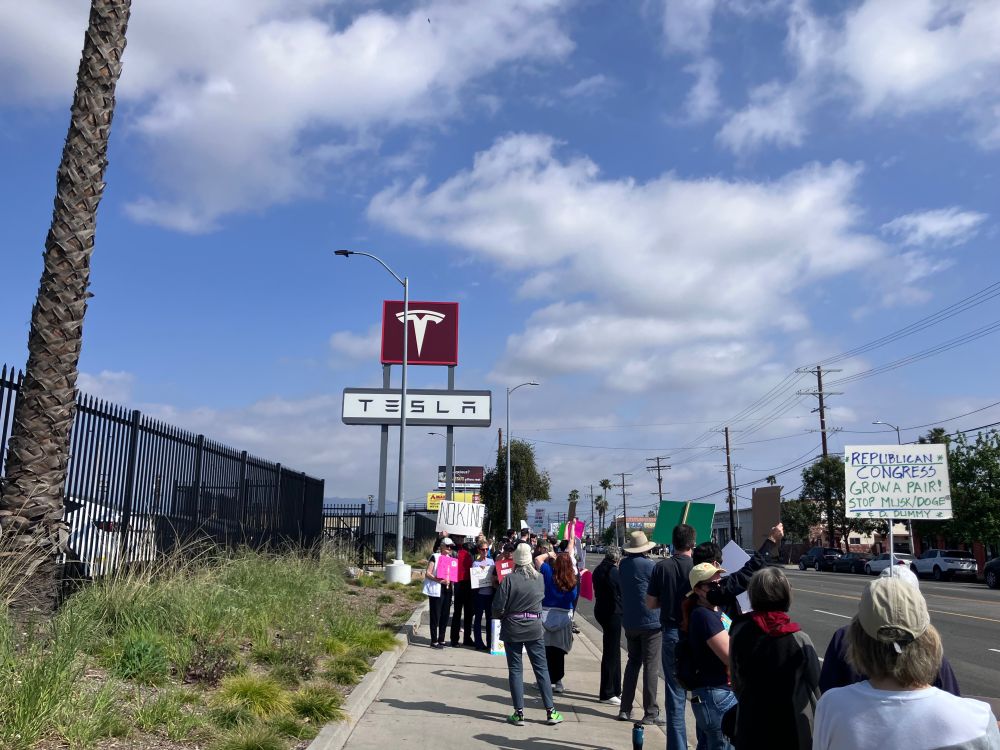 Protestors at Tesla in North Hollywood 