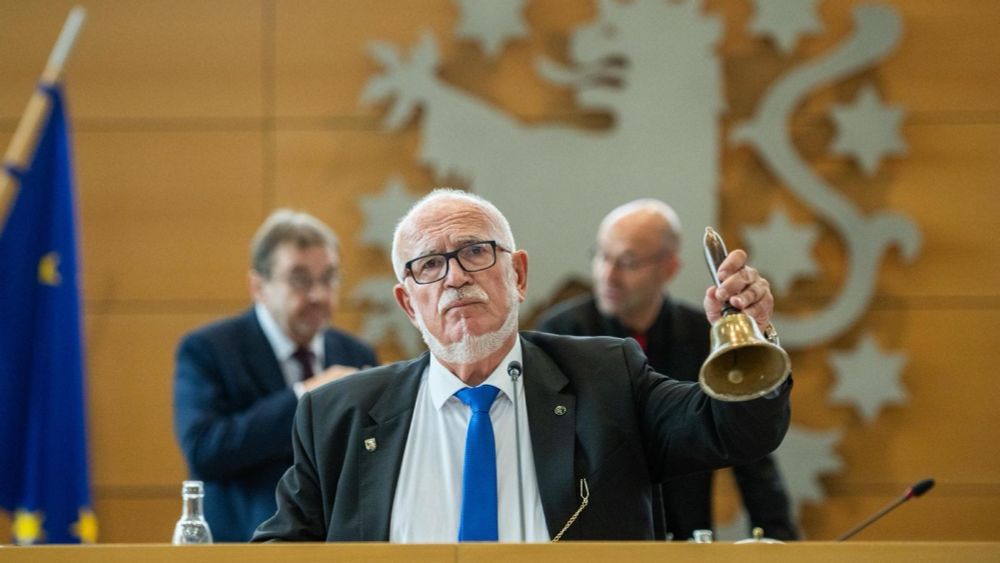 Thüringer Landtags-Alterspräsident bleibt stur auf AfD-Linie