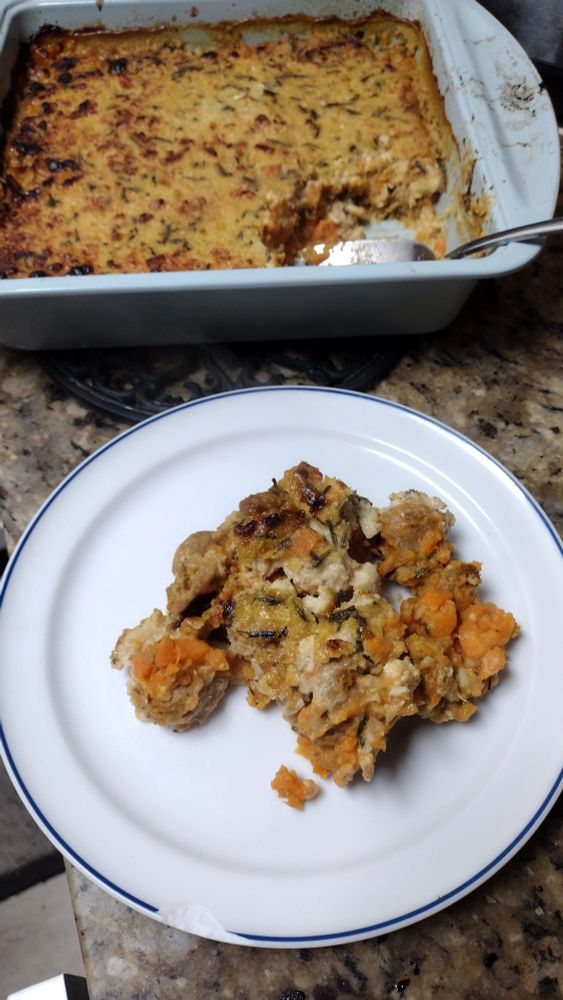 Same meal, but some is served up on a plate now, showing the filling.