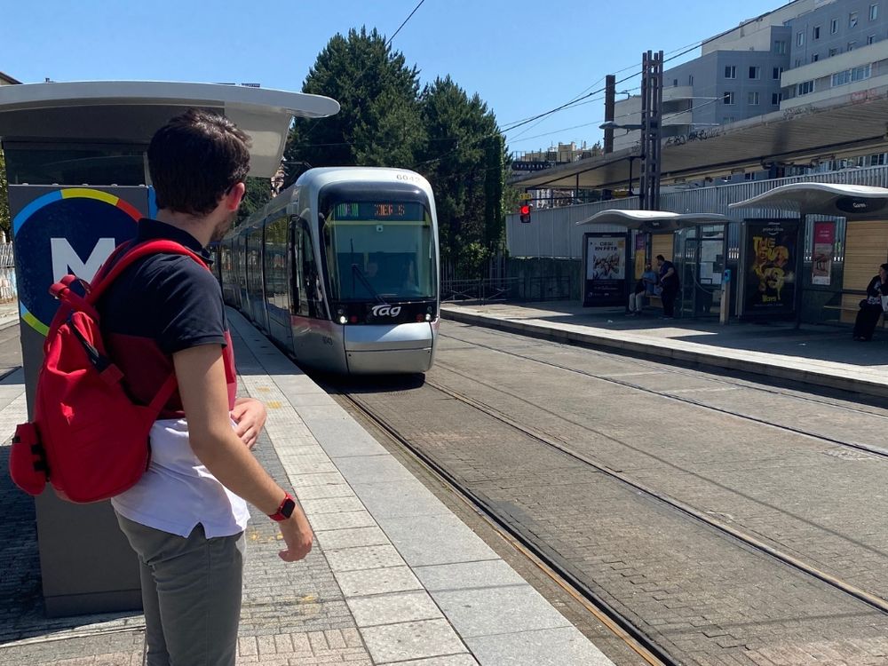 Grenoble. Transports gratuits pour les plus précaires : les communes voisines gênées