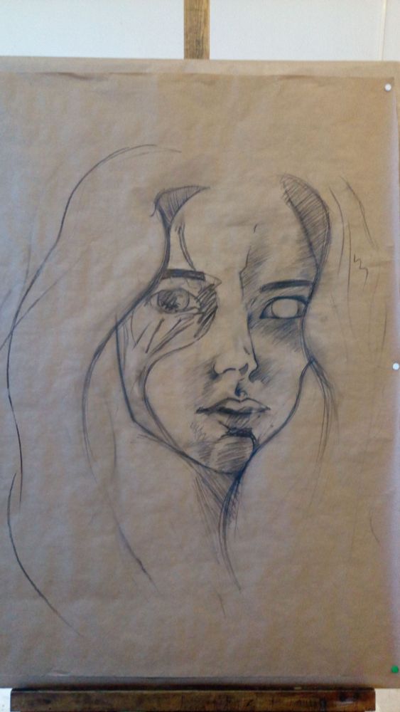 Primeros trazos de un retrato a carboncillo y pastel (blanco)
