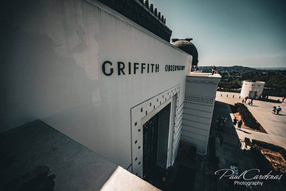 The Griffith Observatory entrance seen from the east side of the entrance.