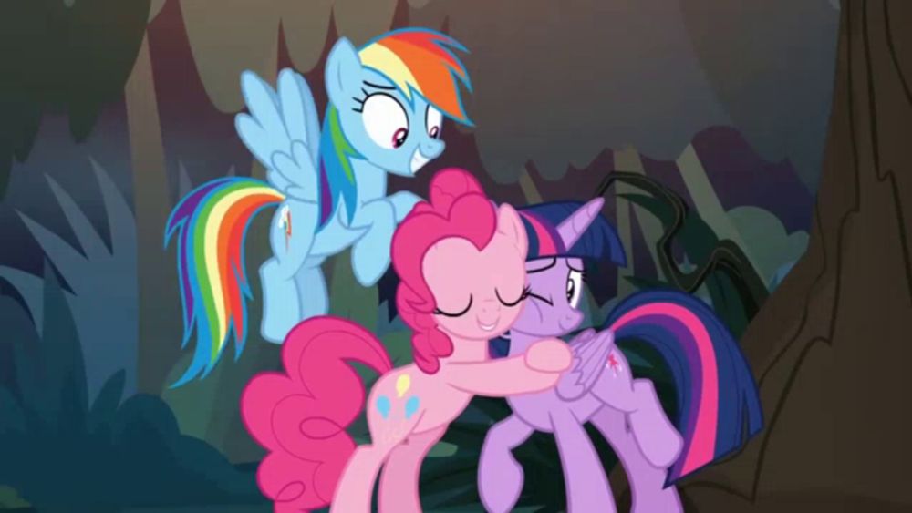 rainbow dash pinkie pie and twilight sparkle hug each other